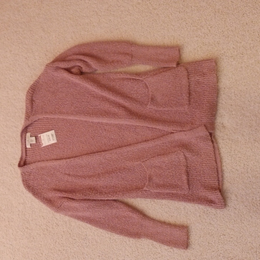 New with tags! Dusty pink cardigan